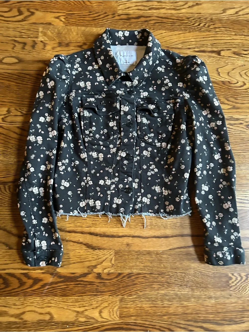 Celebrity Pink Floral Denim Jacket Cropped Raw Hem Black Floral Size Large - Picture 3 of 6